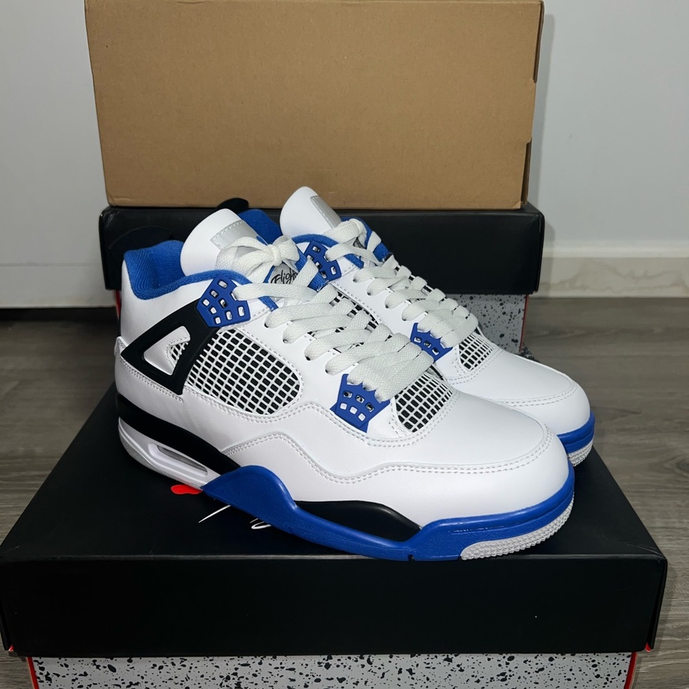 Jordan 4